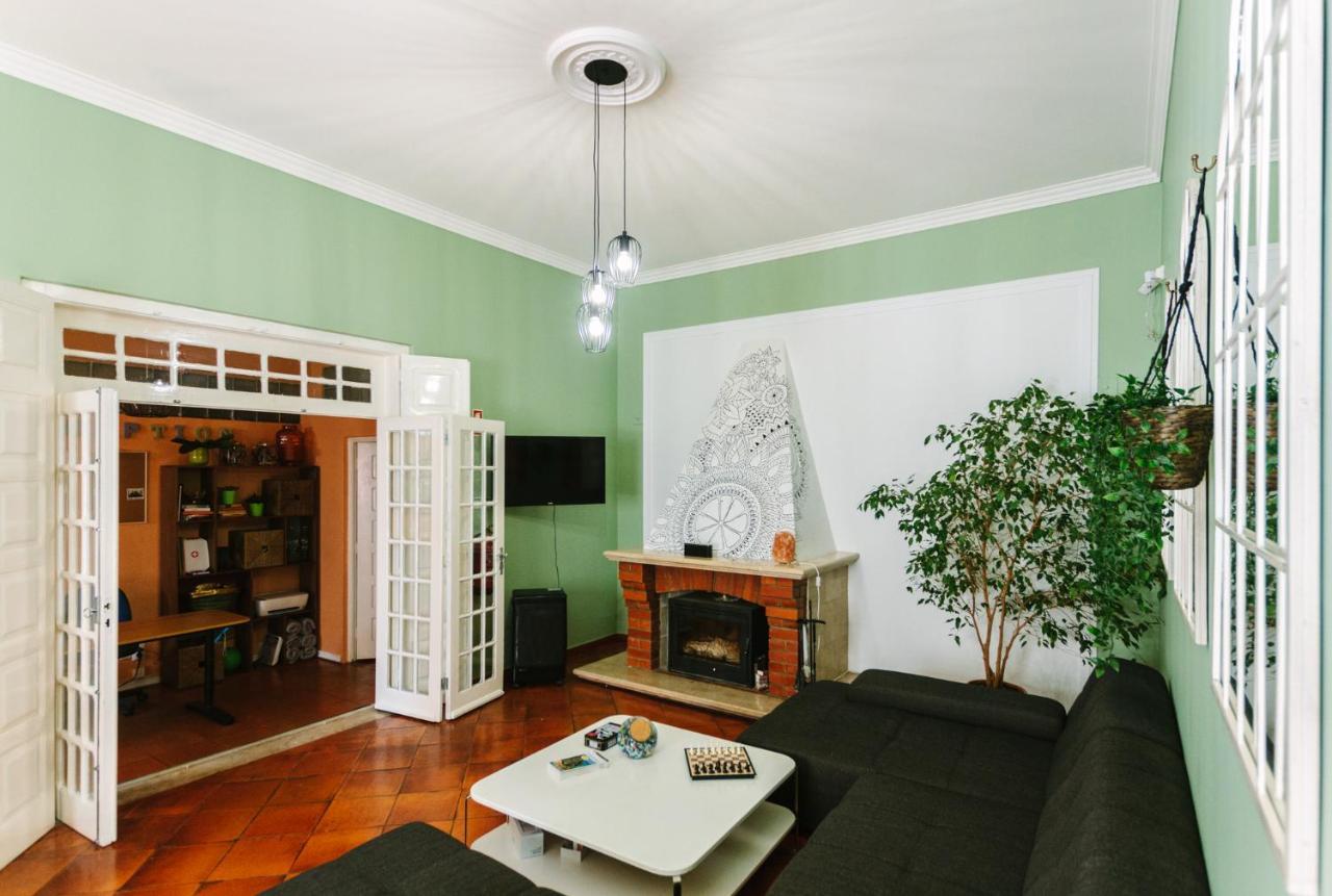 Eco Ljmonade Hostel กาชไกช์ ภายนอก รูปภาพ