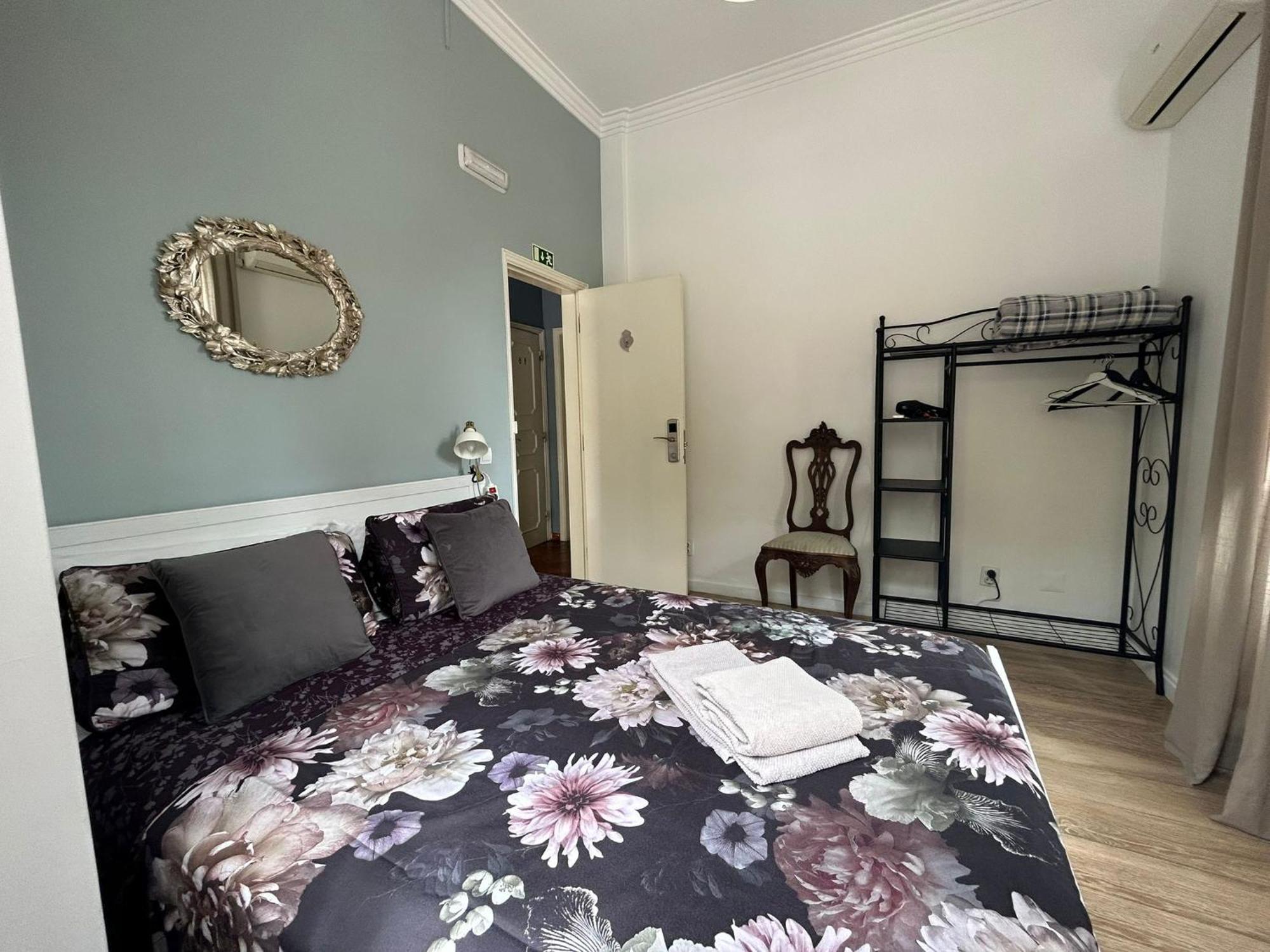 Eco Ljmonade Hostel กาชไกช์ ภายนอก รูปภาพ